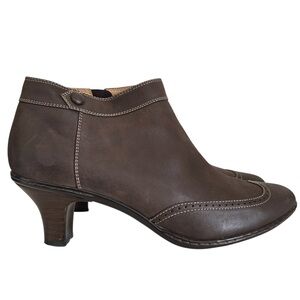 Sofft Adeline Brown Leather Heeled Wing Tip  Ankle Booties